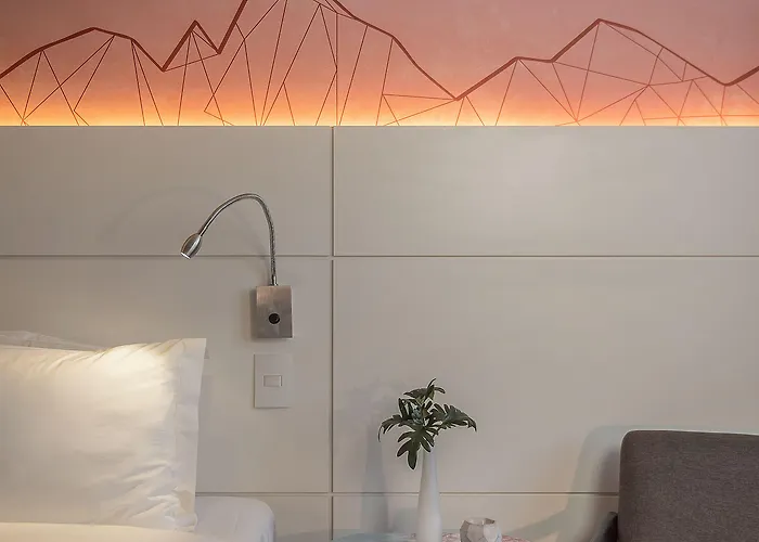 Hotel Intercity Baixa 4*