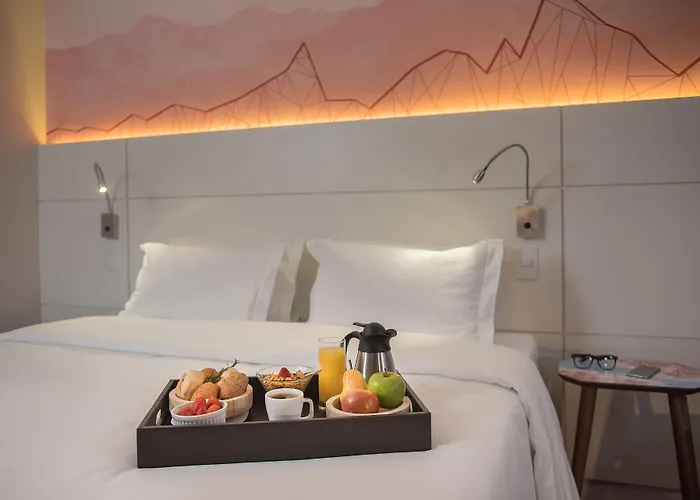 Hotel Intercity Baixa 4*