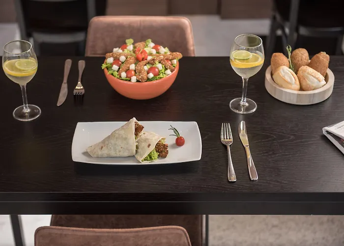 Hotel Intercity Baixa 4*