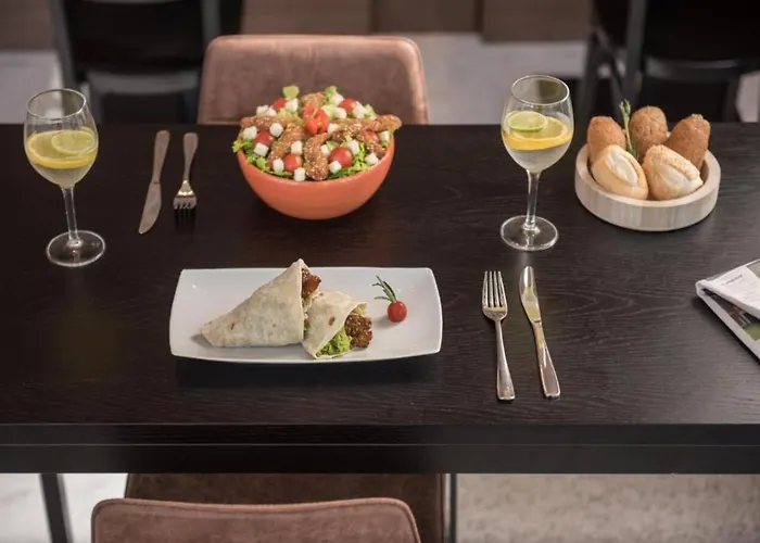 Hotel Intercity Baixa