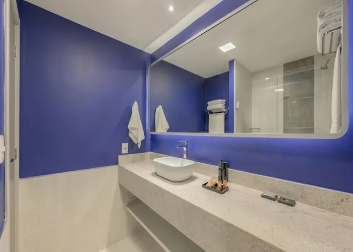 Hotel Intercity Baixa 4*