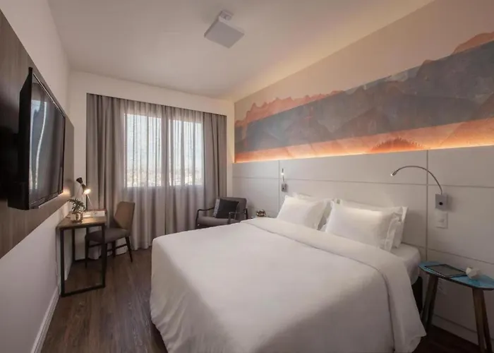 Hotel Intercity Baixa
