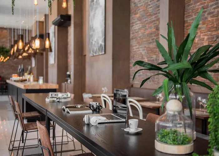 Hotel Intercity Baixa